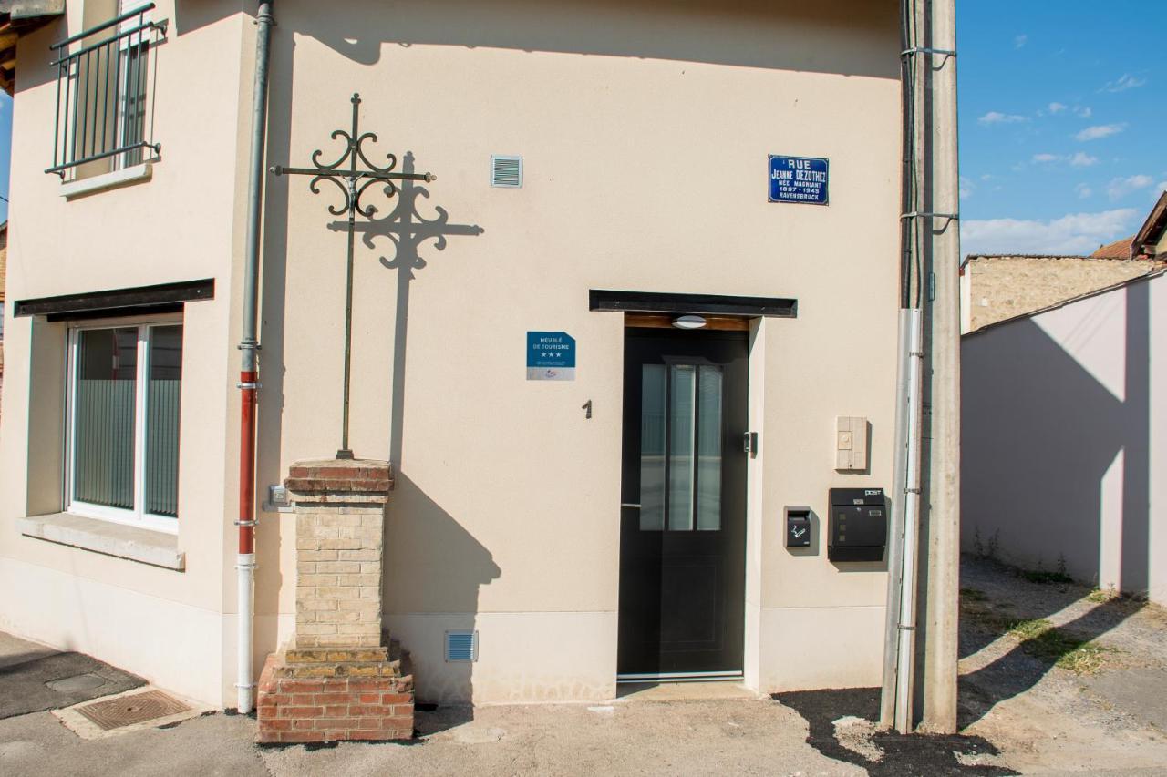 Meuble De Tourisme 3 Etoiles Loft Industriel A Fismes Villa Exterior foto